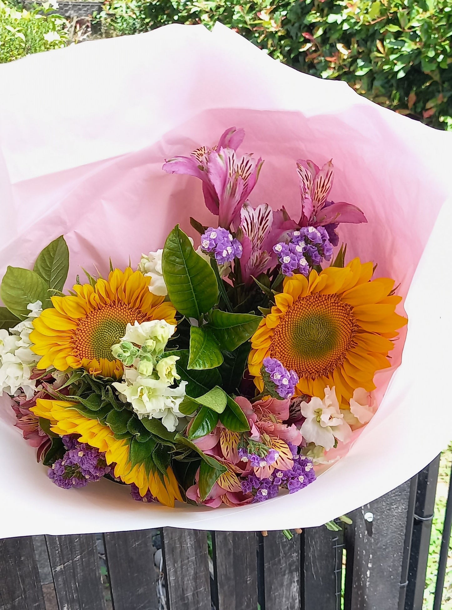 Gift Bouquet - Medium