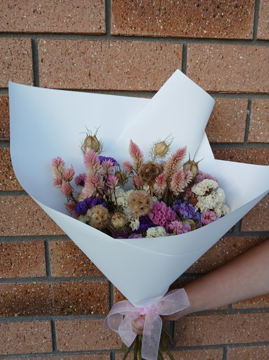 Dried Flower Posy - Soft Pastels