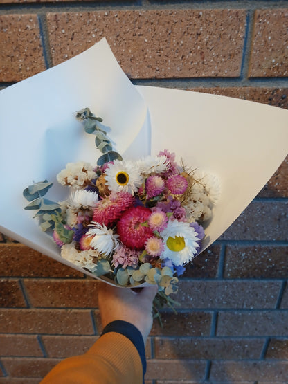 Dried Flower Posy - Soft Pastels